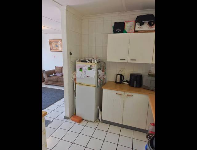 2 BEDROOM COMPLEX FOR SALE IN SCOTTSVILLE